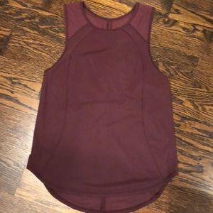 Lululemon top